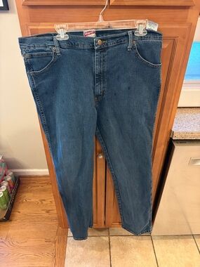 Wrangler Men’s Straight Fit Dark Blue Denim Jeans